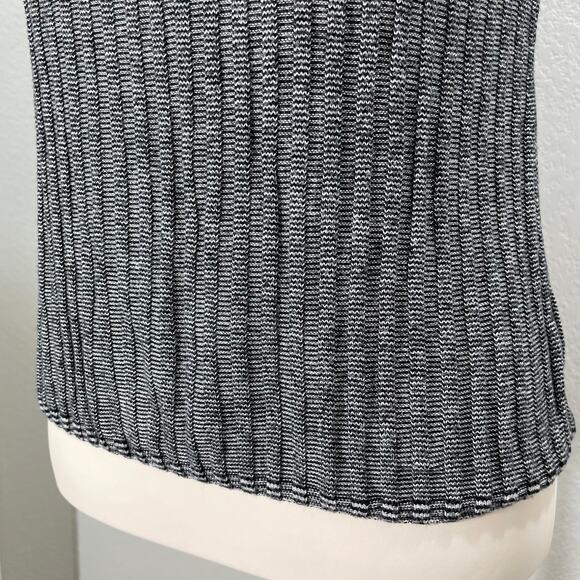 St. John Women's Short Sleeve Sweater Black & White Striped Ribbed Knit - Medium - Picture 2 of 9